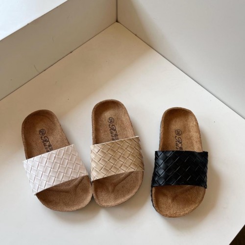 00000554-PHOTO-2023-03-13-19-09-25